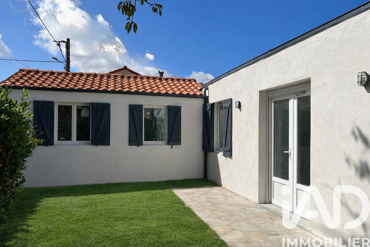 Photo 1 - Maison à ROCHEFORT