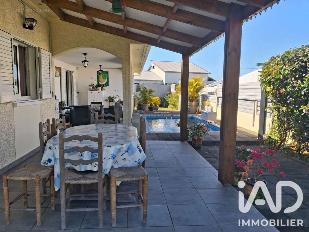 Maison 167 m² à Saint-Joseph  - photo 4