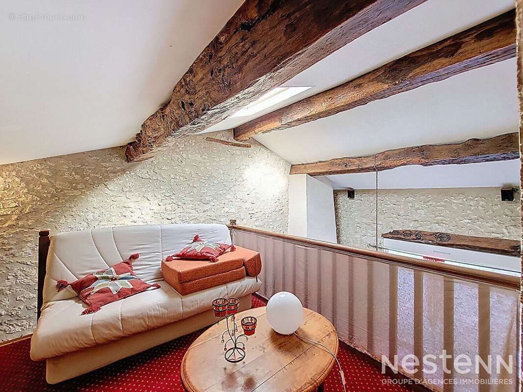 A Vendre Maison en pierre rénovée de 175 m² avec jardin et garage dans un hameau de Condom - photo 11