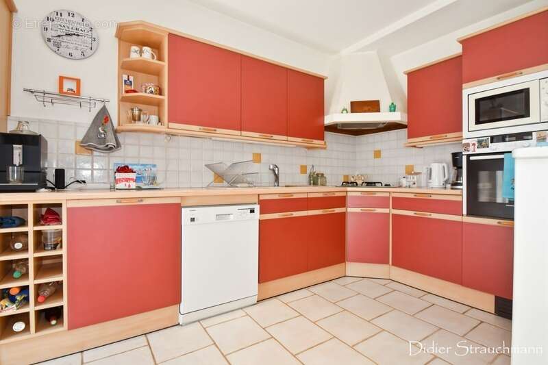 Maison à vendre 7 pièces AIGREFEUILLE D'AUNIS (17) - photo 6