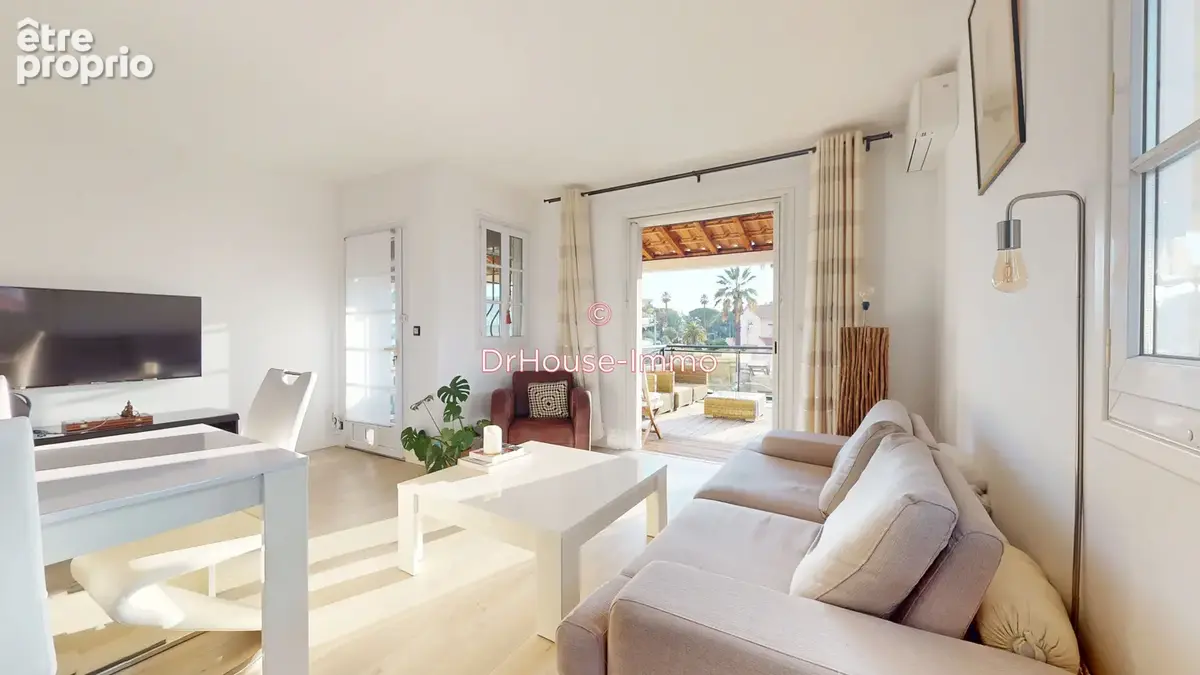 Appartement 4 pièces 101 m² à vendre à Villeneuve-Loubet (06270) - photo 24