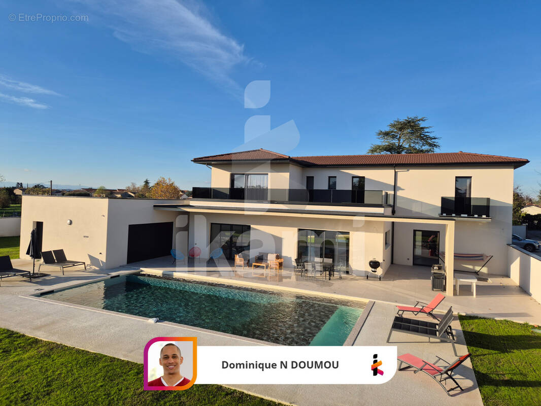 Maison à ROMANS-SUR-ISERE