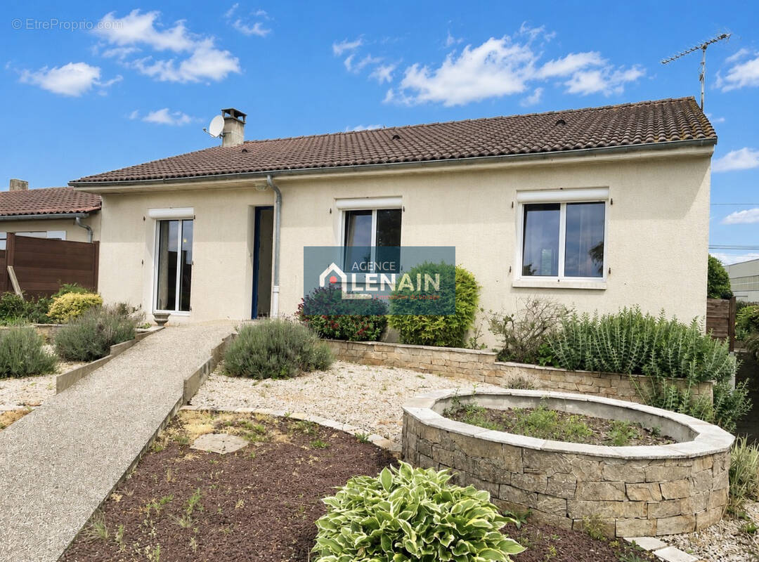 Maison à TREMENTINES