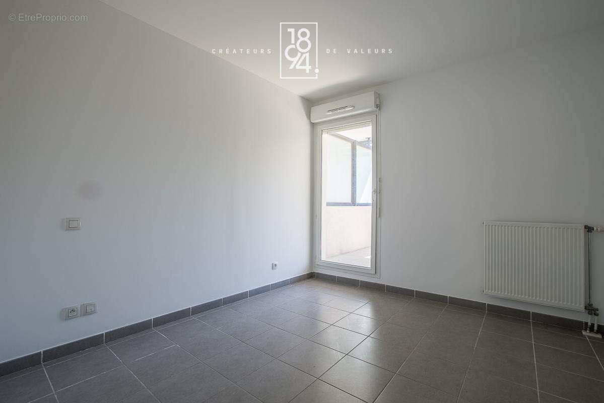 Appartement à MARSEILLE-10E