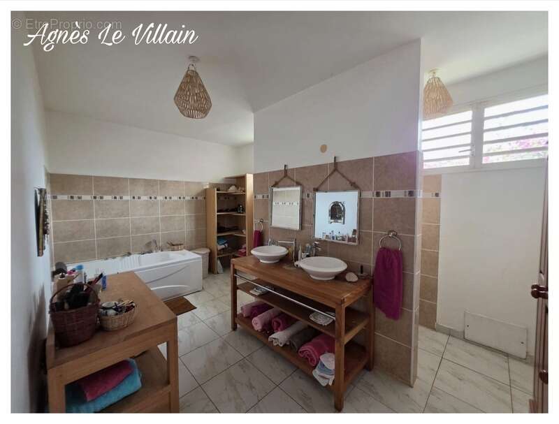 Maison à SAINTE-ROSE