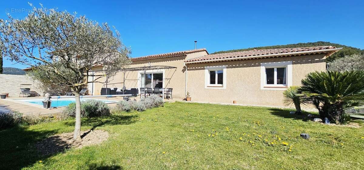 CUGES LES PINS-MAISON-A VENDRE-3 CHAMBRES-TERRAIN - Maison à CUGES-LES-PINS