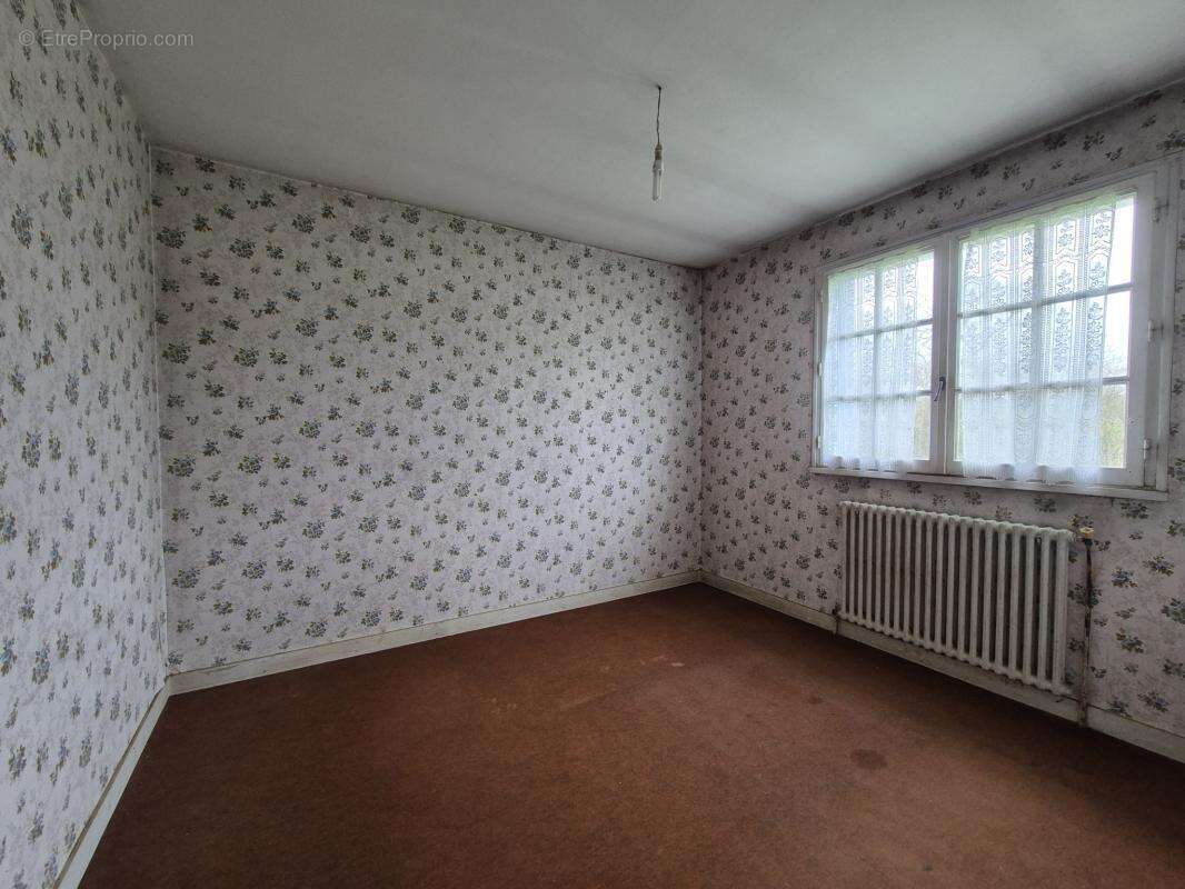 Maison à LA HARMOYE