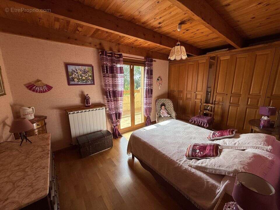 Votre agence Clairimmo vous propose à la vente dans un secteur - Maison à PORT-DE-BOUC