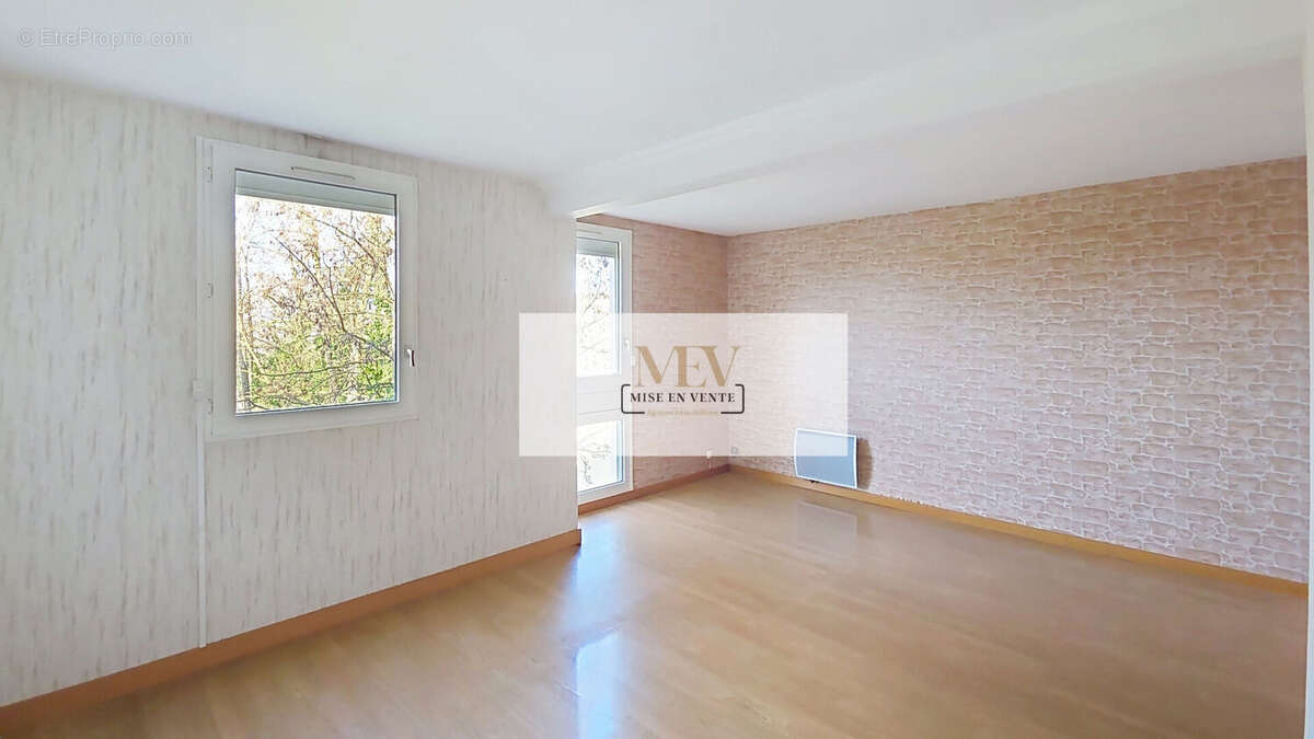 Appartement à BRY-SUR-MARNE