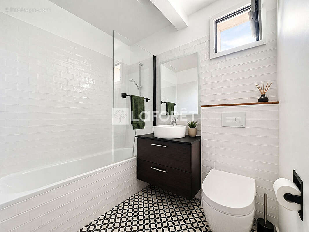 Appartement à SURESNES