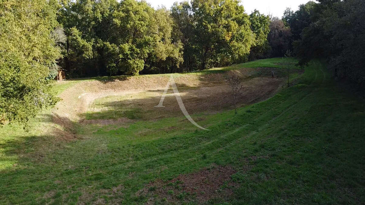 Terrain à LA CHAIZE-GIRAUD