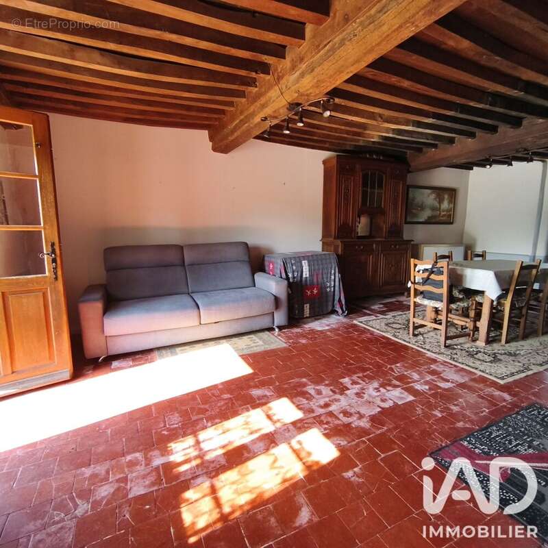 Maison 90 m² à Saint-Germain-Des-Champs  - photo 2