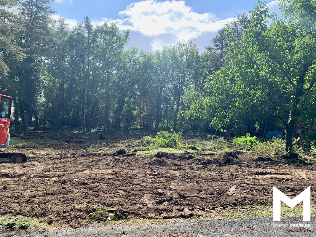 Terrain à CHANCELADE