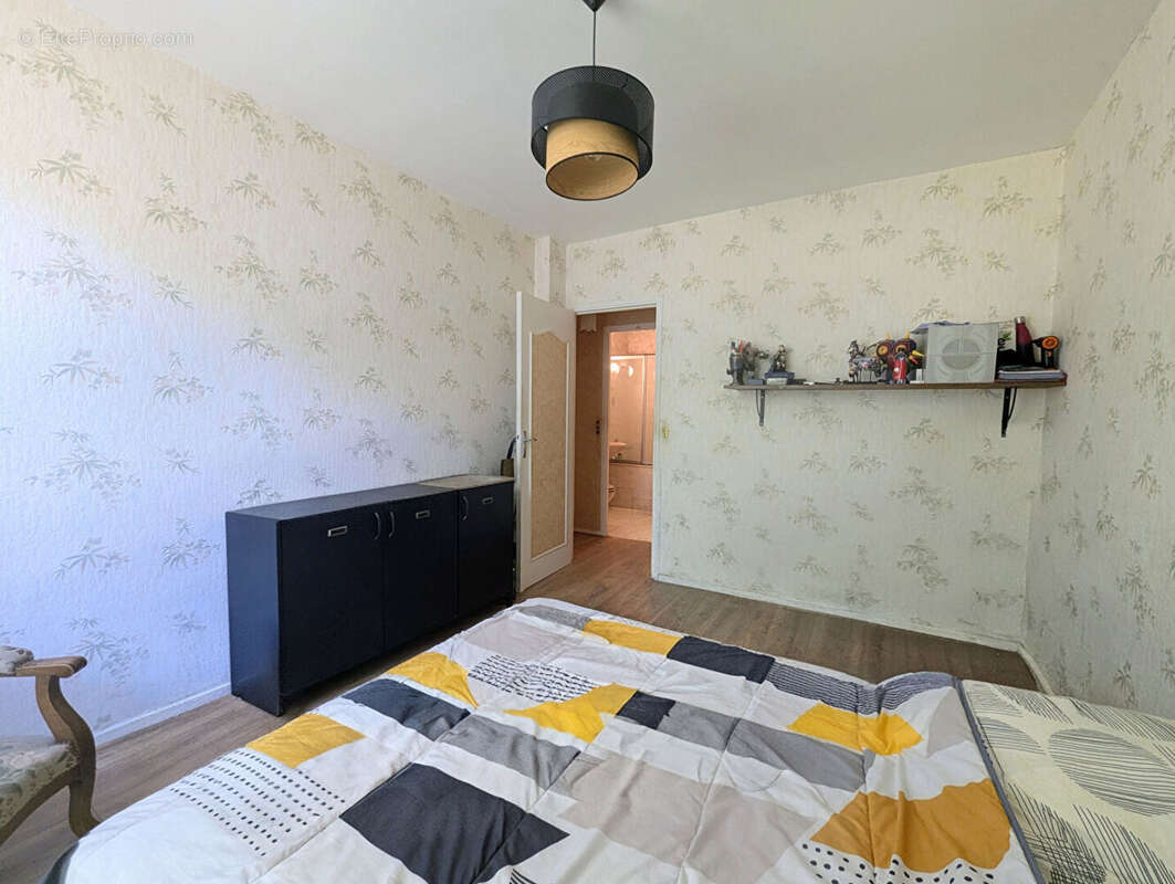 Appartement à JOUY-EN-JOSAS