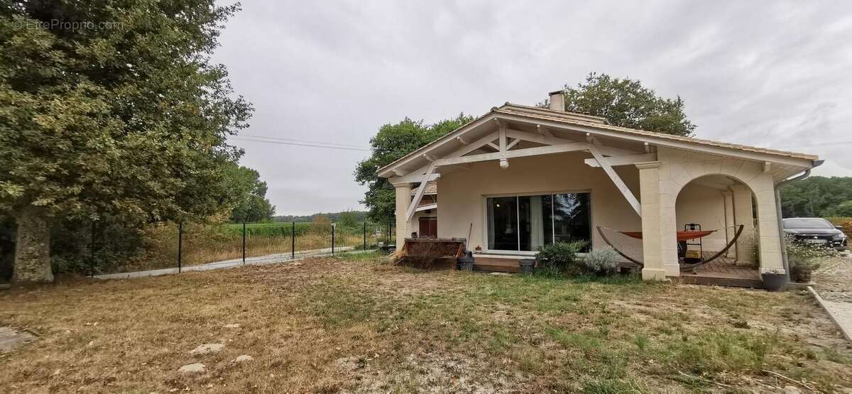 Maison à SAINT-ANDRE-DE-CUBZAC