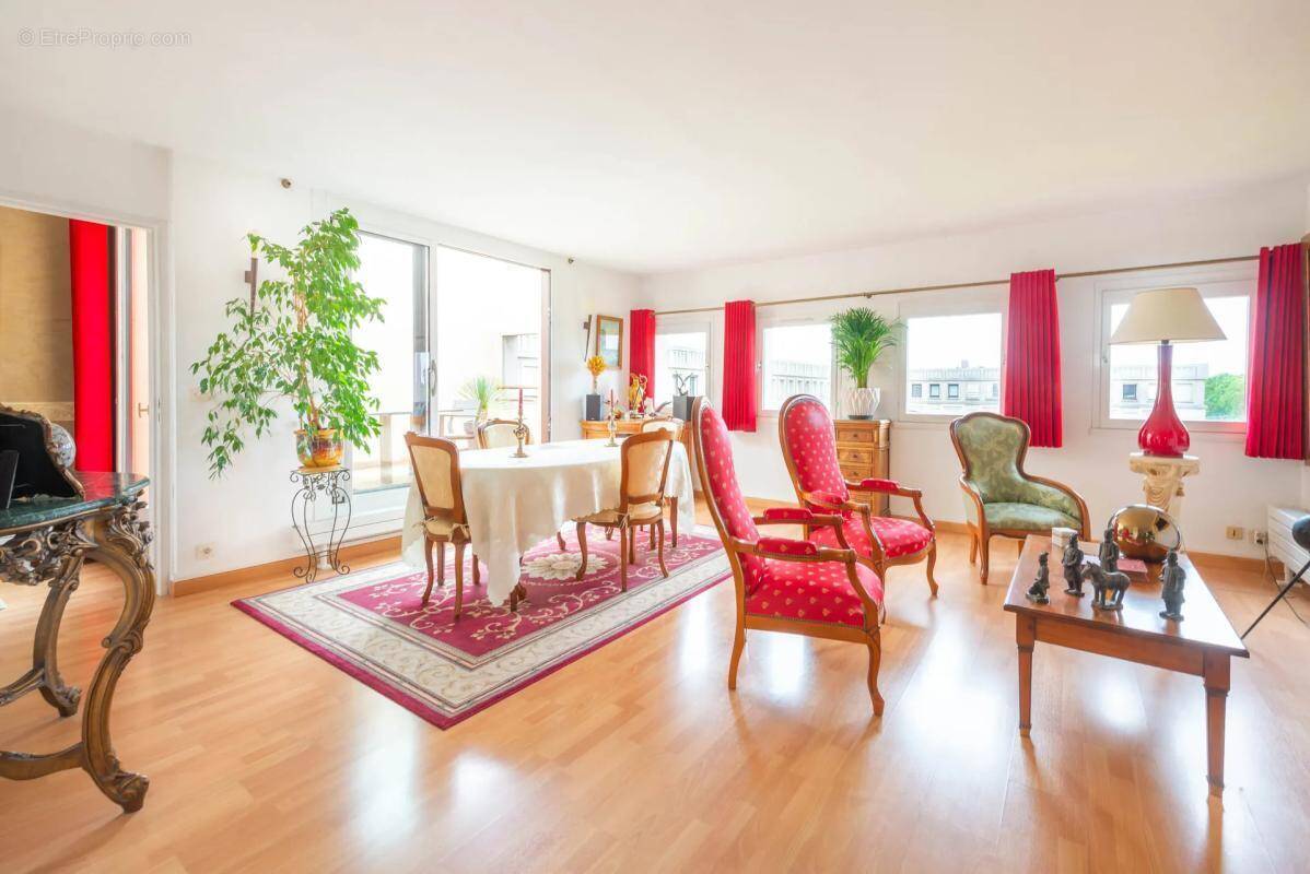 Appartement à MONTIGNY-LE-BRETONNEUX