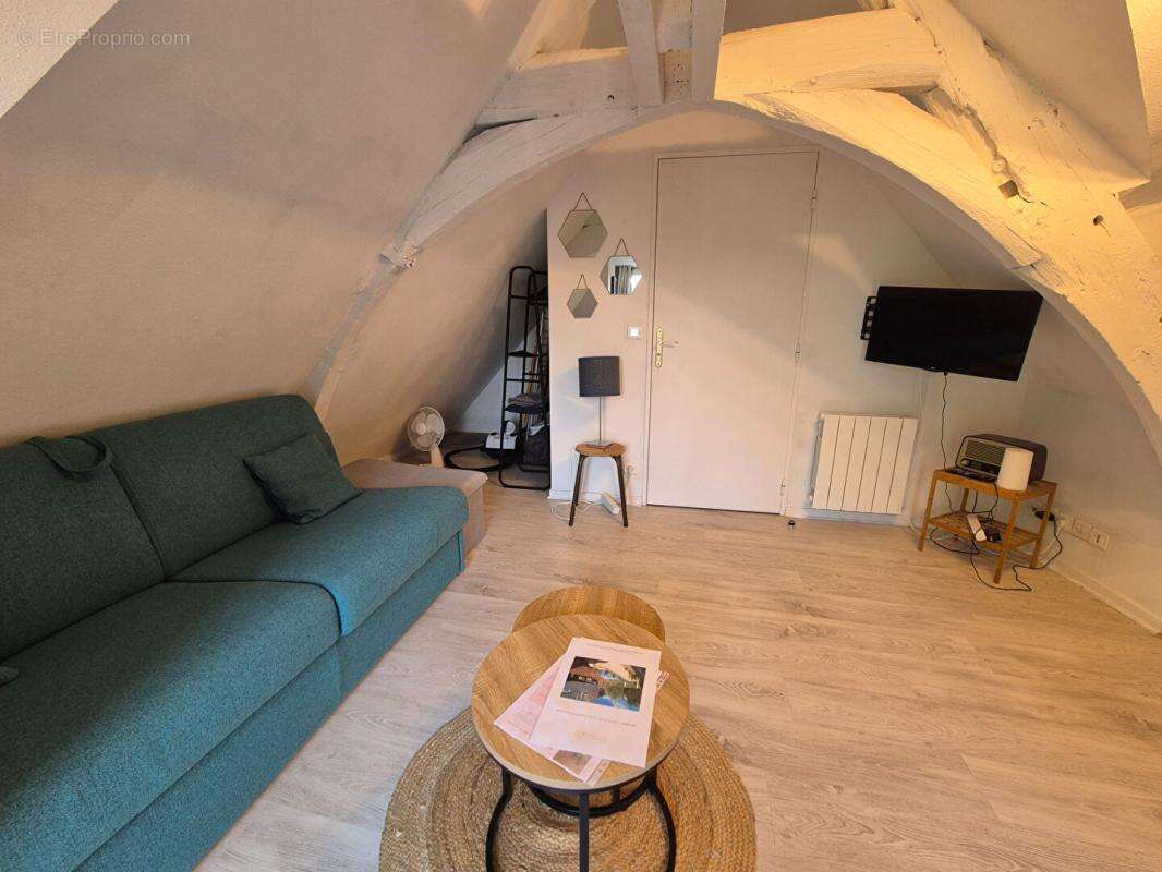 Studio à 49 900  HAI : une opportunité rare au coeur de Rochefort-en-Terre - photo 3