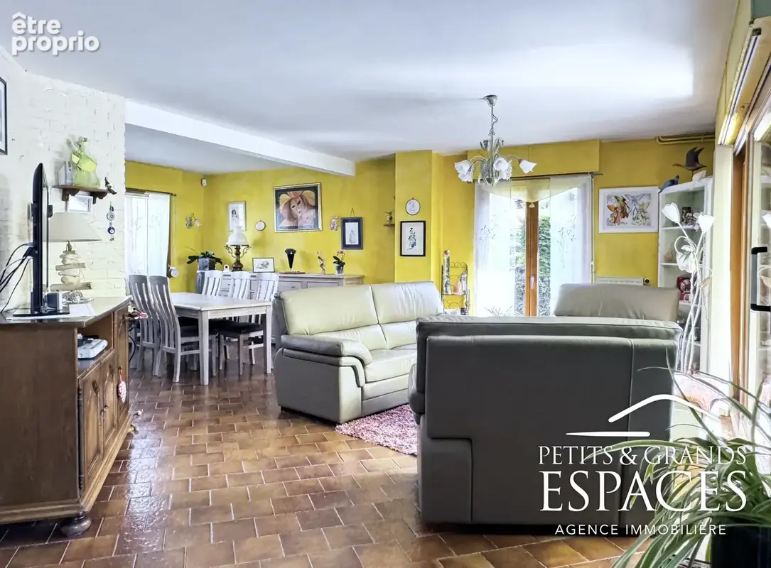 Une maison familiale de qualité dans un environnement privilégié - photo 5