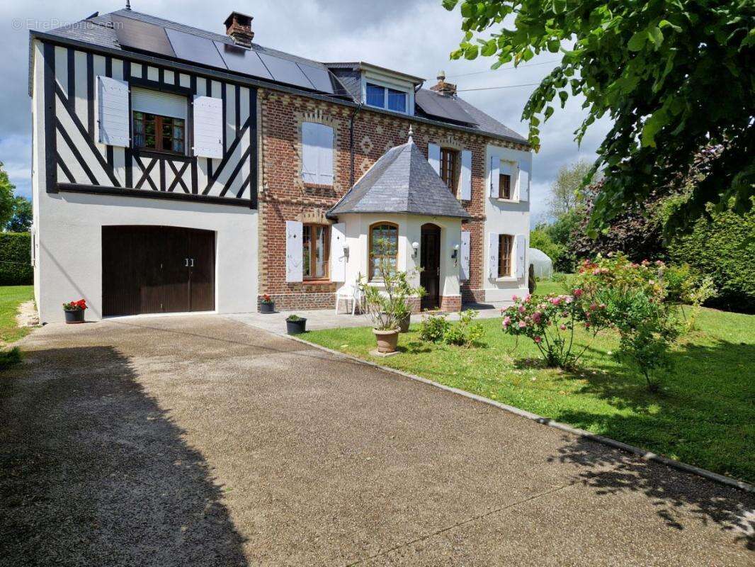 Maison à PONT-L'EVEQUE