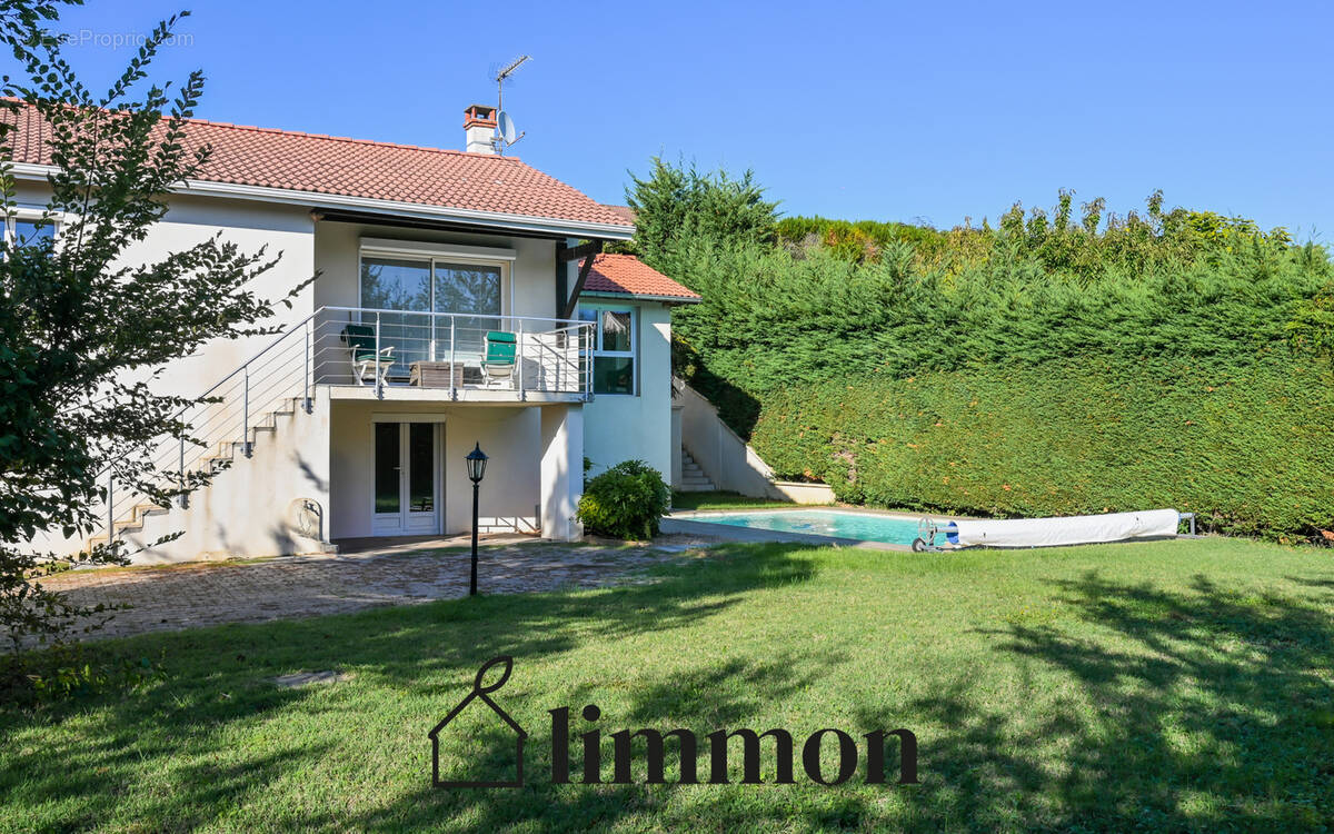 Maison à CAILLOUX-SUR-FONTAINES