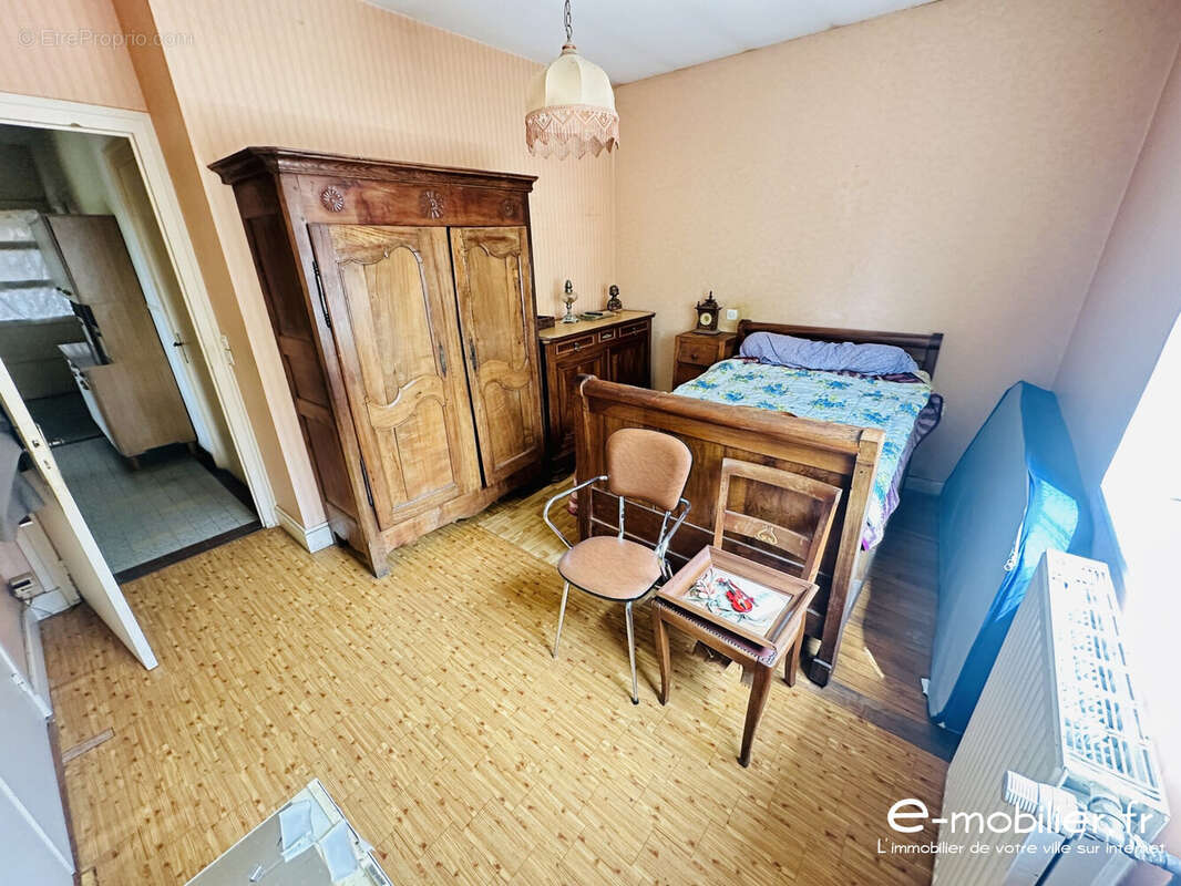 Maison 145 m² à Marcigny  - photo 8