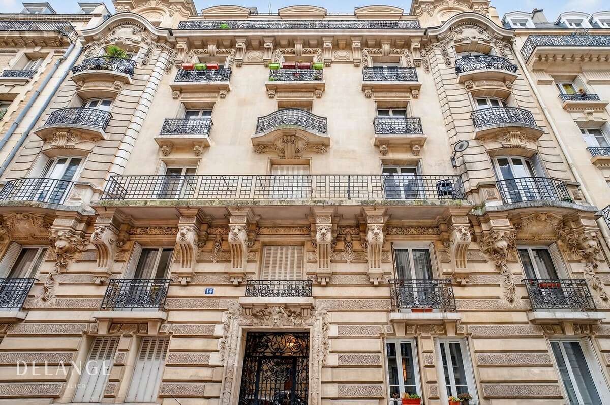 Maison à PARIS-5E
