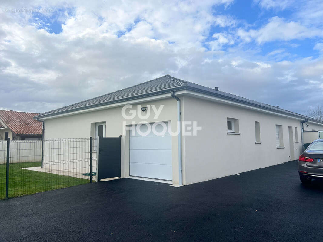 Maison à OS-MARSILLON