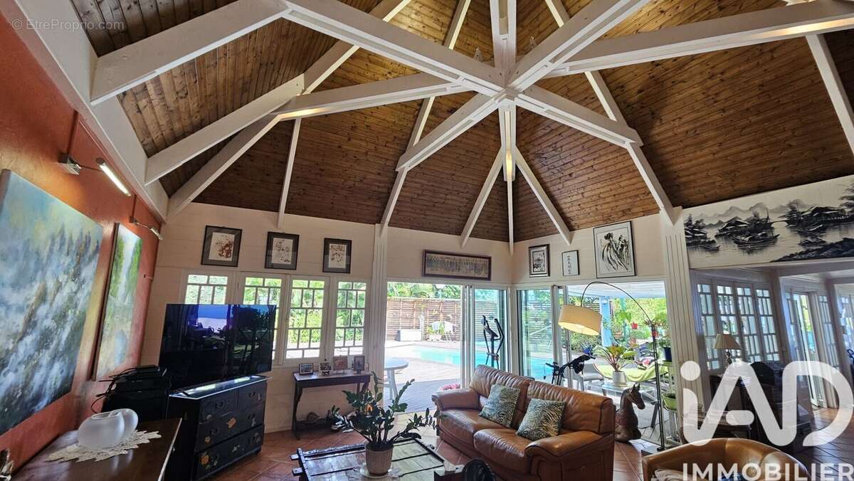 Photo 8 - Maison à SAINT-DENIS