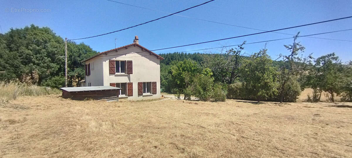 Maison au calme sur 5000 m2 de terrain - photo 9