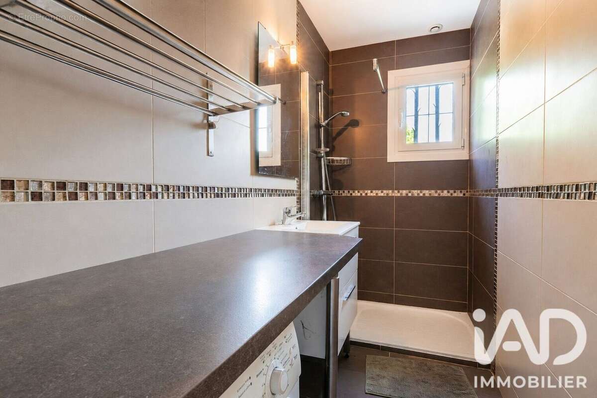 Maison 141 m² à Viry-Chatillon  - photo 7