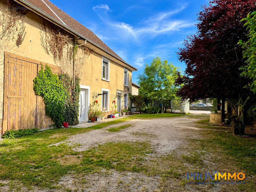 Maison 115 m² à Sillans  - photo 2