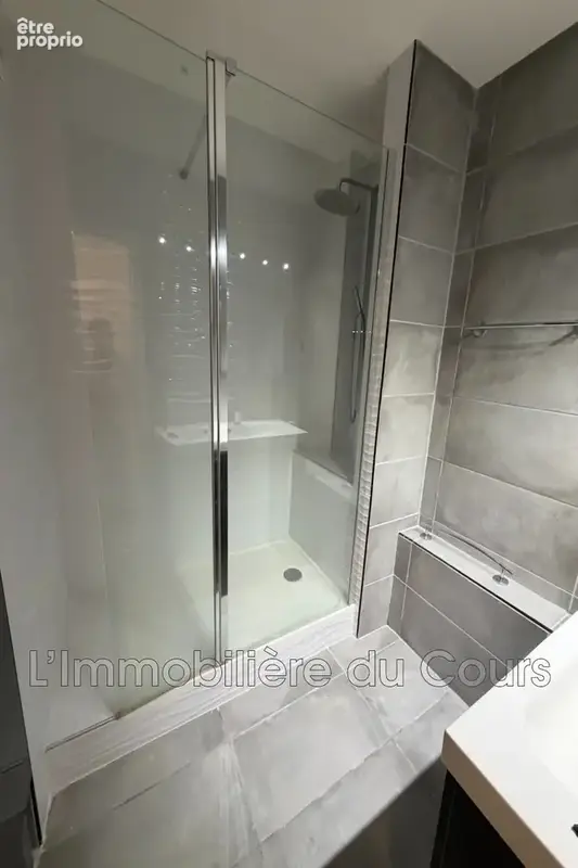 Appartement 73 m² à Martigues  - photo 7