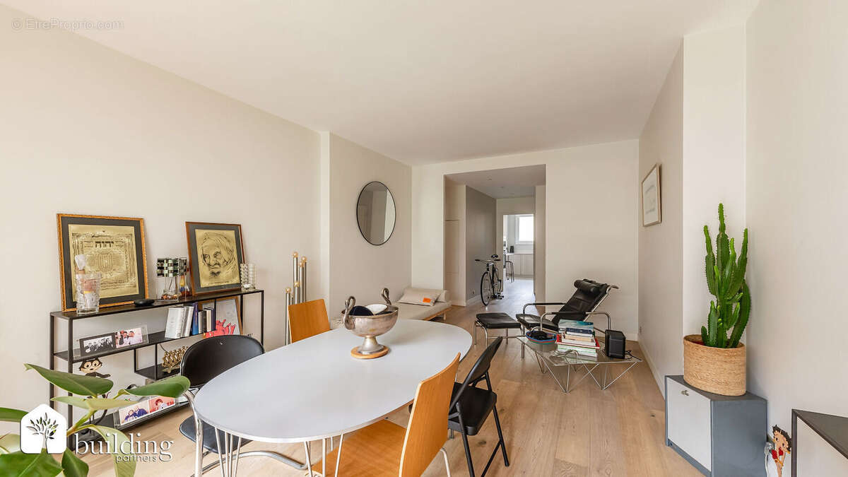 Paris 16ème - Henri Martin / Victor Hugo - Appartement 3 pièces 2 chambres - Refait à neuf - photo 6