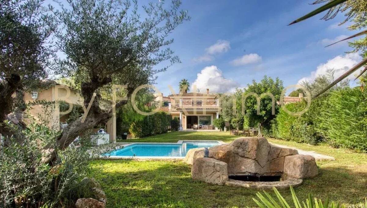 Antibes, Villa récente en parfait état, quartier résidentiel & calme absolu, proximité au centre et axes routiers, belle prestat - photo 10