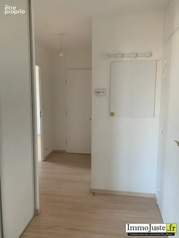 Appartement 3 pièces 42 m² à vendre à Les Essarts-Le-Roi (78690) - photo 5