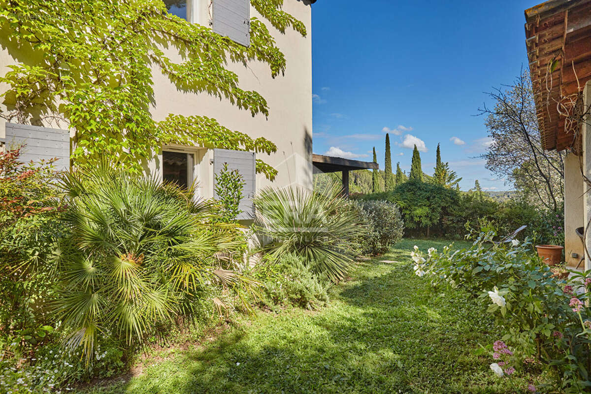 Maison à AIX-EN-PROVENCE