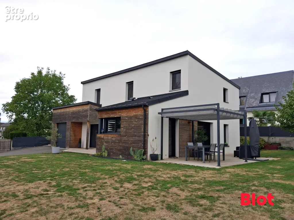 Photo Maison à Chateaubourg au prix de 472 500€