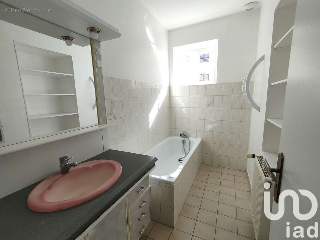 Maison 97 m² à Noce  - photo 4