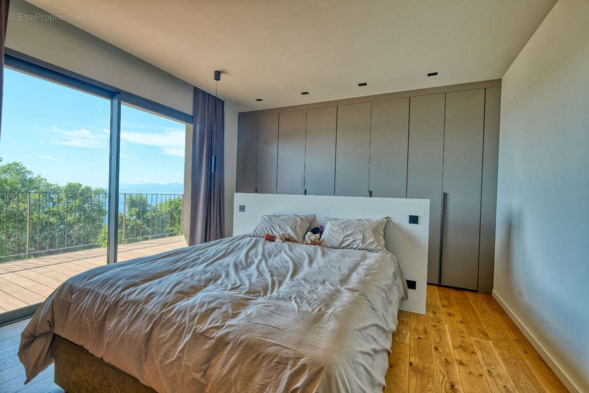 Maison à BRANDO