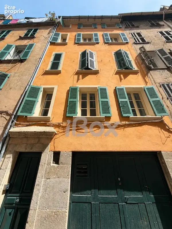 Toulon centre ville- immeuble en monopropriete de 5 appartements et garage - photo 8