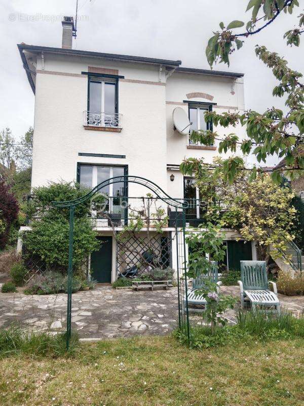 Maison à CROSNE