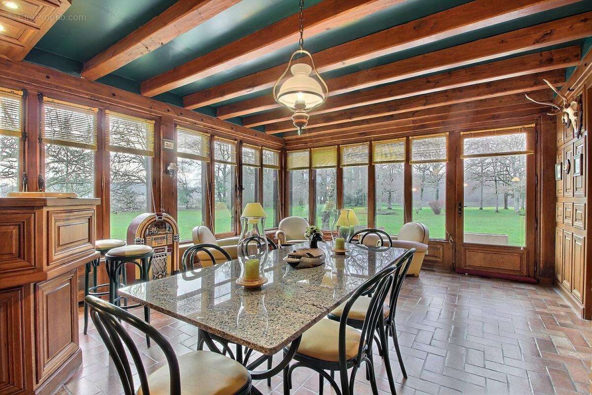 Maison à AUTRY-LE-CHATEL