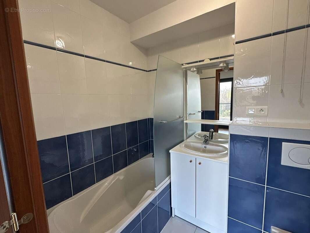 Appartement à LE BOURGET-DU-LAC