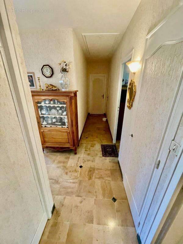 Maison Familiale sur terrain de 1385 m2, surface au sol de 191m2 - photo 14