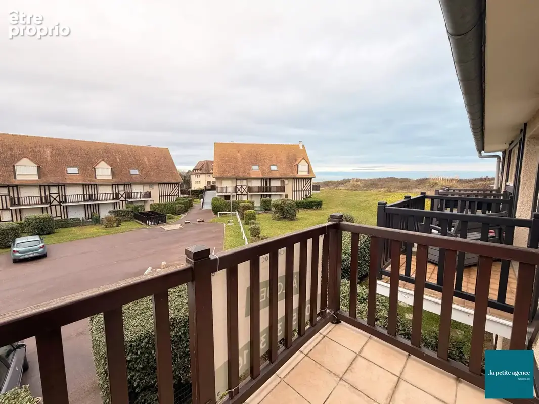 Photo Appartement à Merville-Franceville-Plage au prix de 165 000€