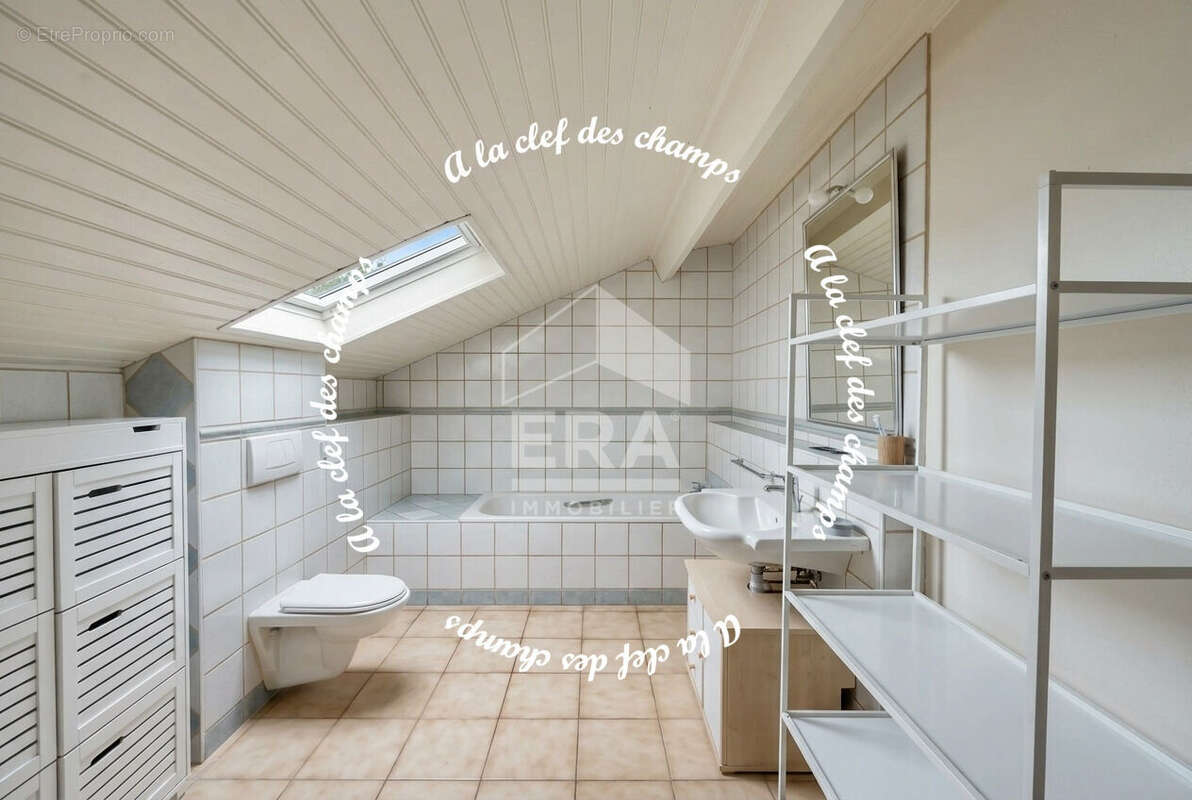 Maison à DOURDAN
