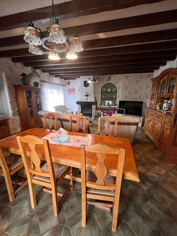 Maison à CHEZY