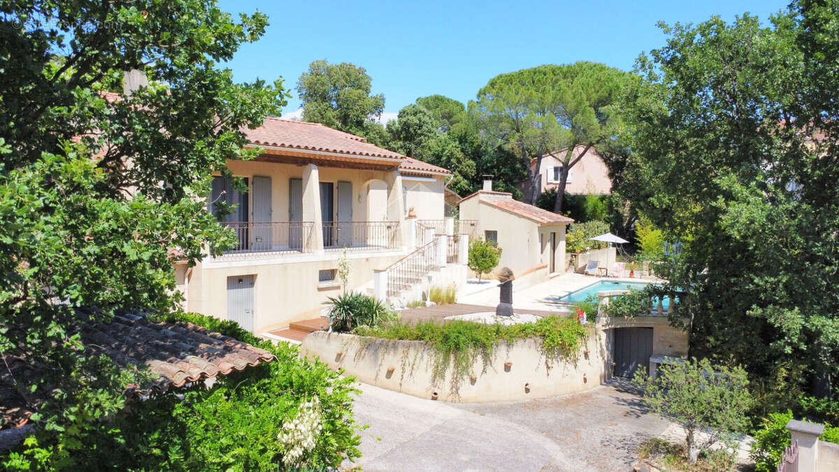 Maison à JOUQUES