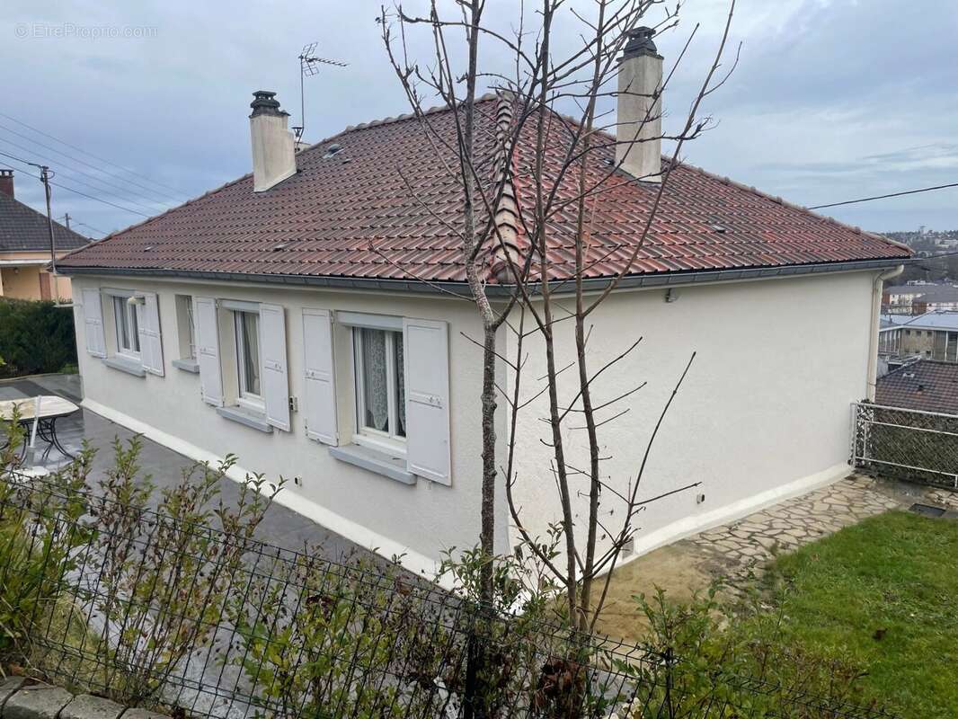 Maison à BERNAY