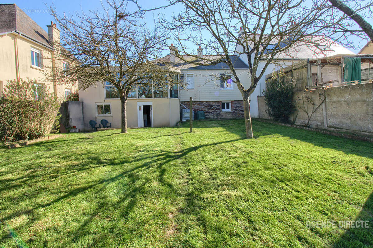 Maison à BRUZ